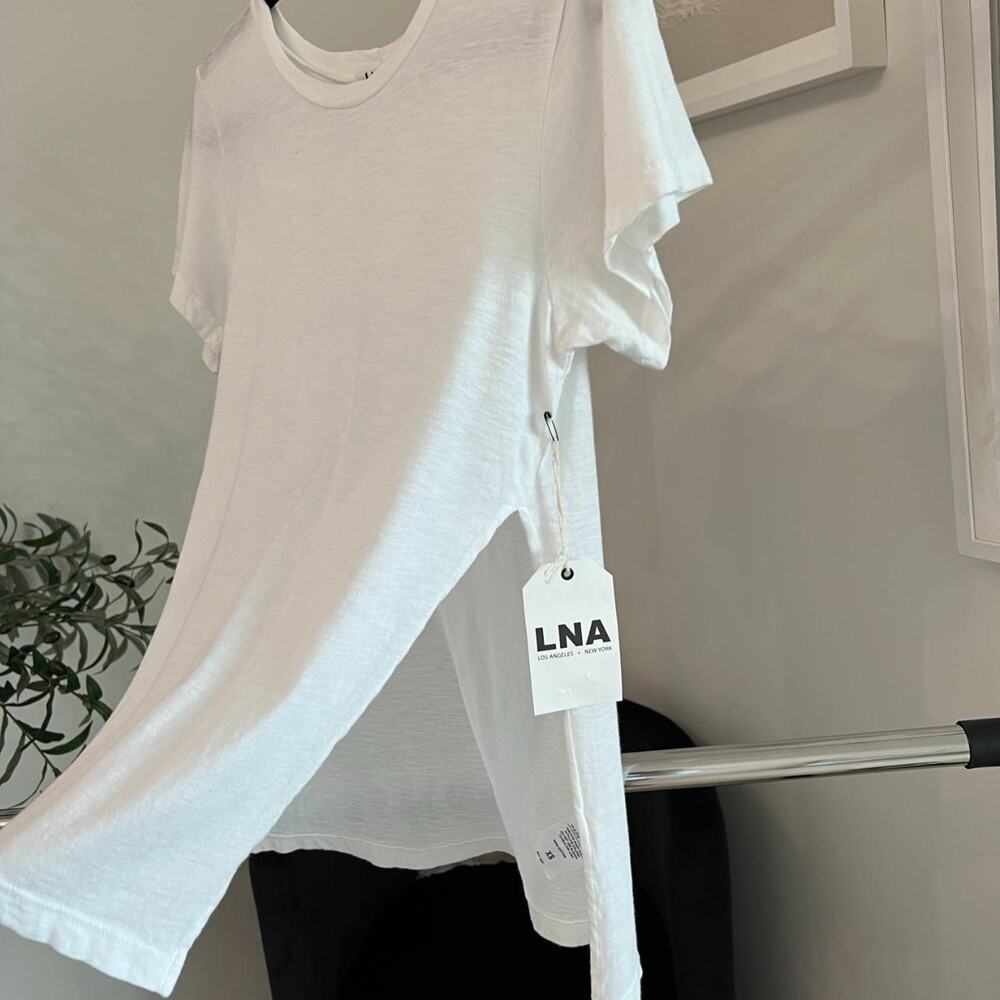 The perfect edgy white tee